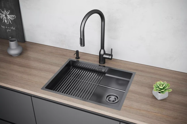 Смеситель UNIVERSAL с подключением к фильтру для воды с вытяжным шлангом