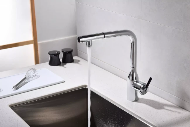 Смеситель с подключением к фильтру для воды с выдвижным изливом Paulmark Viper