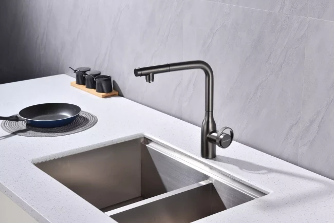 Смеситель с выдвижным изливом Paulmark Urban