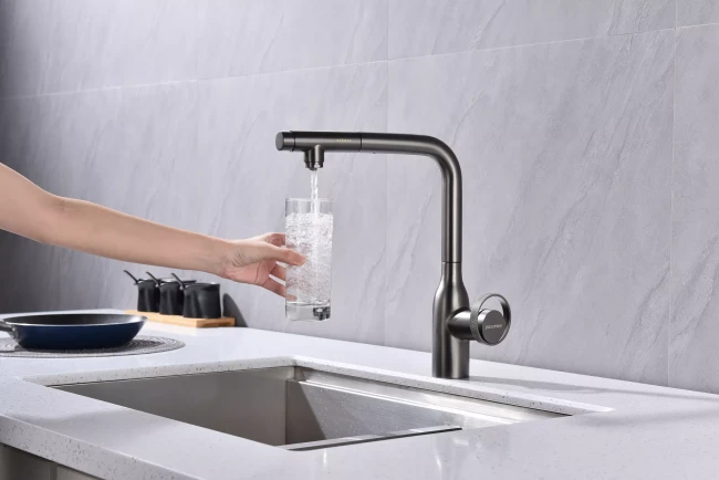 Смеситель с выдвижным изливом Paulmark Urban