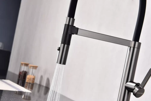 Смеситель Paulmark Leader с гибким изливом Вороненая сталь GM