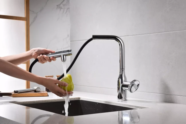 Смеситель с выдвижным изливом Paulmark Urban