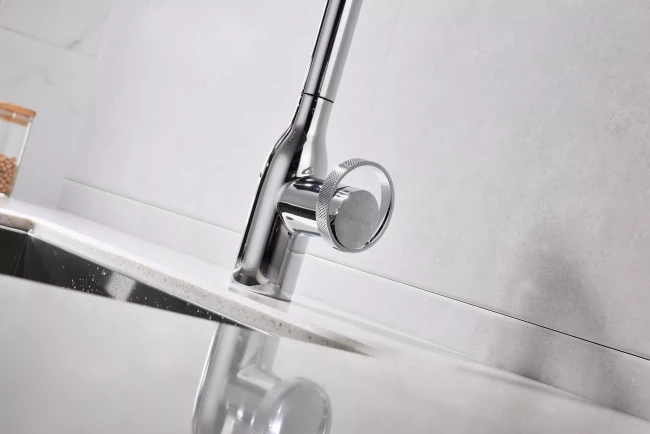 Смеситель с выдвижным изливом Paulmark Urban