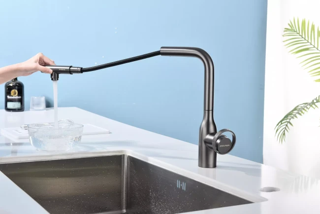 Смеситель с выдвижным изливом Paulmark Urban