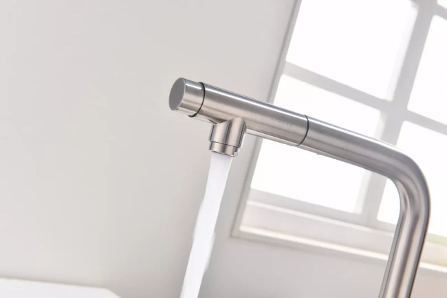 Смеситель с выдвижным изливом Paulmark Urban