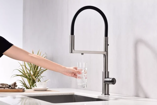 Смеситель Paulmark Tornado с подключением к фильтру для воды Вороненая сталь GM