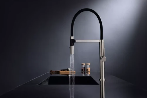 Смеситель Paulmark Leader с гибким изливом Брашированная сталь