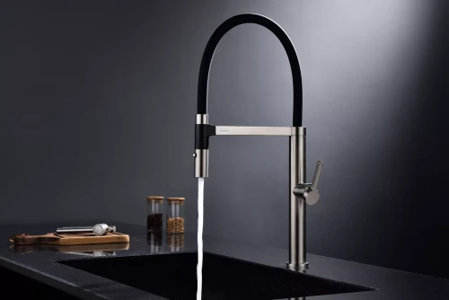 Смеситель Paulmark Leader с гибким изливом Брашированная сталь