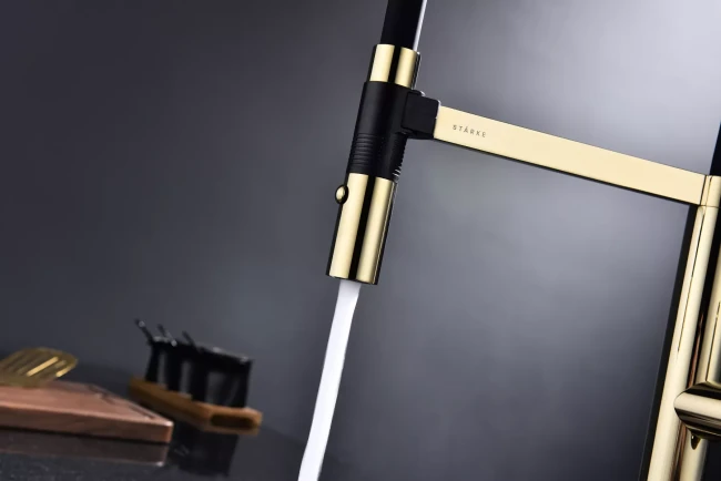 Смеситель Paulmark Leader с гибким изливом