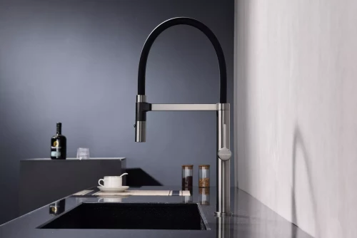 Смеситель Paulmark Leader с гибким изливом Вороненая сталь GM