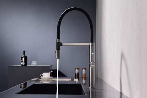 Смеситель Paulmark Leader с гибким изливом Вороненая сталь GM