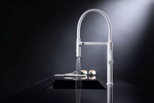 Смеситель Paulmark Leader с гибким изливом Белый матовый WH