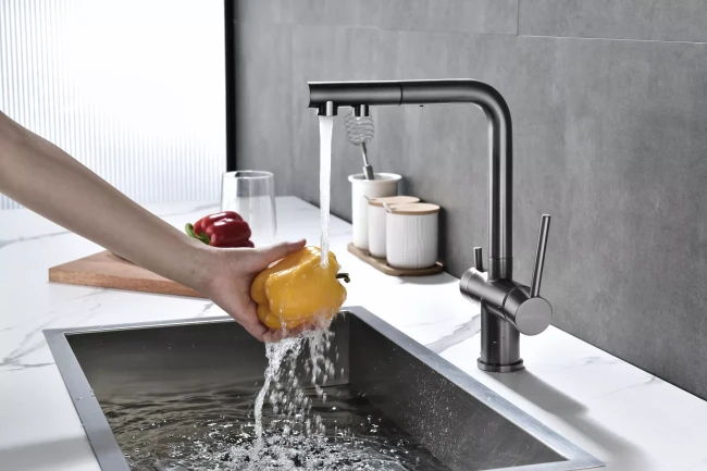 Смеситель SERPENTINE с подключением к фильтру для воды