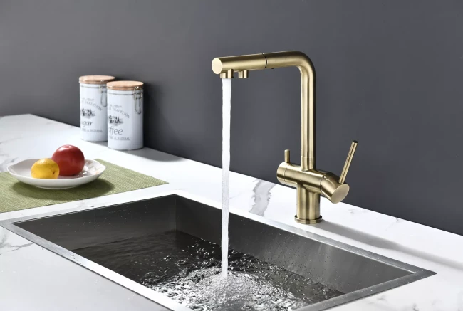 Смеситель SERPENTINE с подключением к фильтру для воды