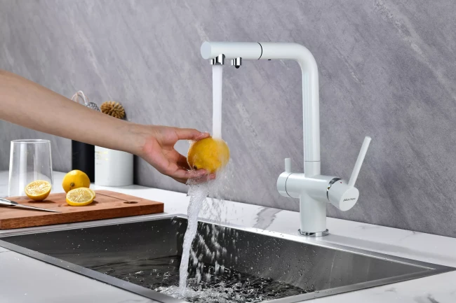 Смеситель SERPENTINE с подключением к фильтру для воды