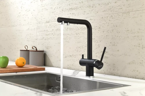 Смеситель SERPENTINE с подключением к фильтру для воды черный