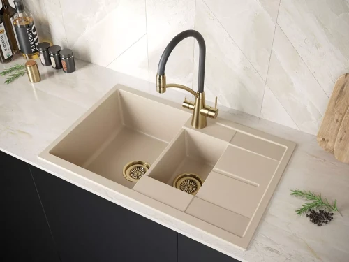 Смеситель Paulmark Siegen однорычажный с гибким шлангом Бронза BR