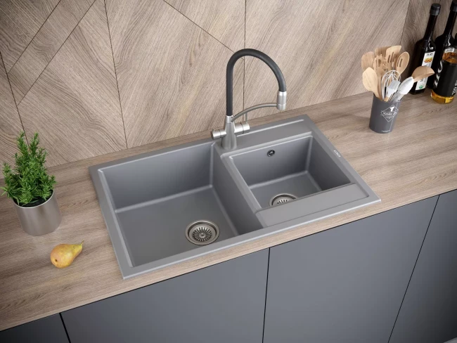 Смеситель Paulmark Siegen однорычажный с гибким шлангом