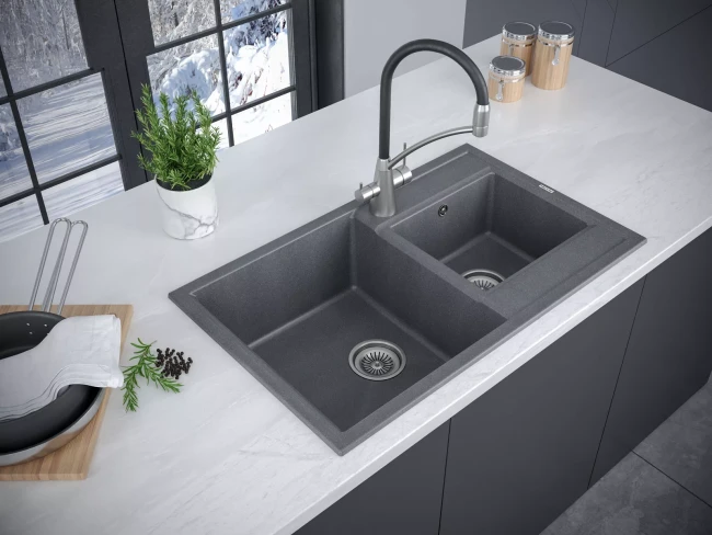 Смеситель Paulmark Siegen однорычажный с гибким шлангом