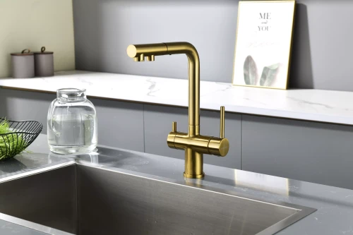 Смеситель SERPENTINE с подключением к фильтру для воды Брашированное золото BG