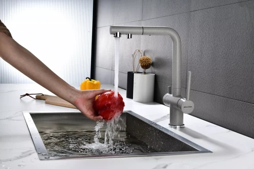 Смеситель SERPENTINE с подключением к фильтру для воды Графит DG