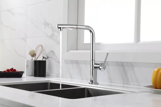 Смеситель Paulmark Neo латунный с поворотным изливом