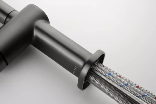 Смеситель Paulmark Neo латунный с поворотным изливом Вороненая сталь GM