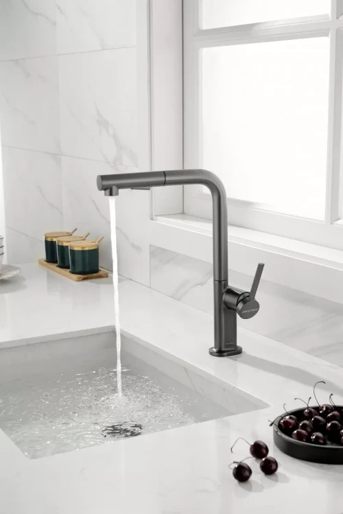 Смеситель Paulmark Neo латунный с поворотным изливом Вороненая сталь GM