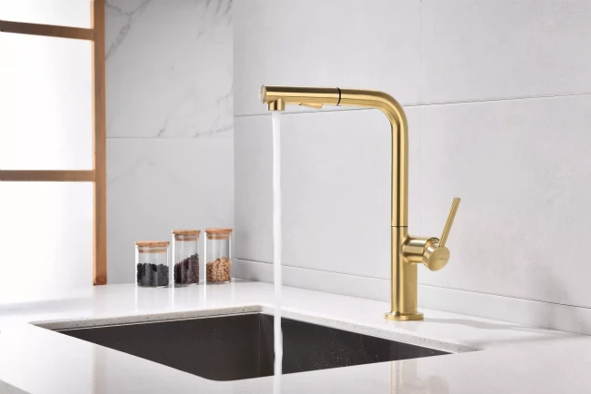 Смеситель Paulmark Neo латунный с поворотным изливом