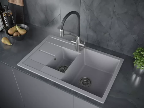 Смеситель Paulmark Siegen однорычажный с гибким шлангом Брашированная сталь