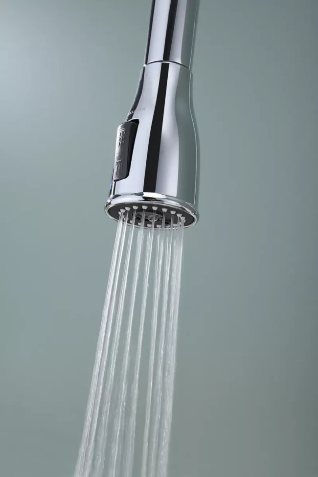 Смеситель латунный LANGE с подключением к фильтру для воды с выдвижной лейкой