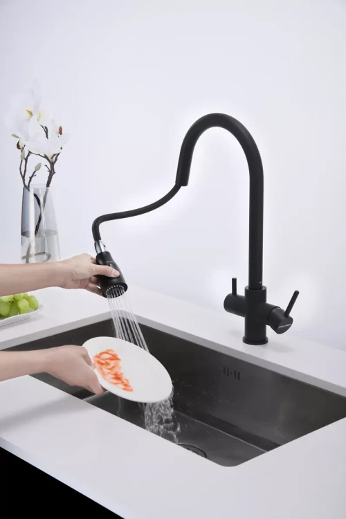 Смеситель латунный LANGE с подключением к фильтру для воды с выдвижной лейкой Антрацит