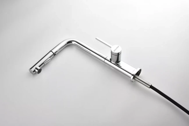 Смеситель Paulmark Neo латунный с поворотным изливом