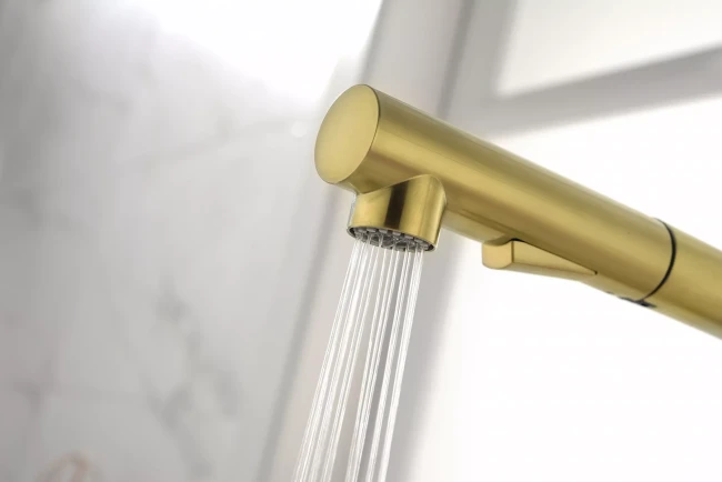 Смеситель Paulmark Neo латунный с поворотным изливом