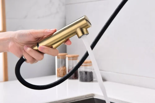 Смеситель Paulmark Neo латунный с поворотным изливом светлое золото