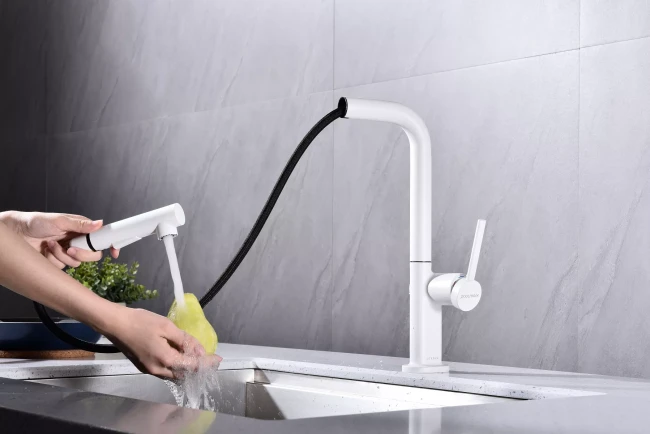 Смеситель Paulmark Neo латунный с поворотным изливом