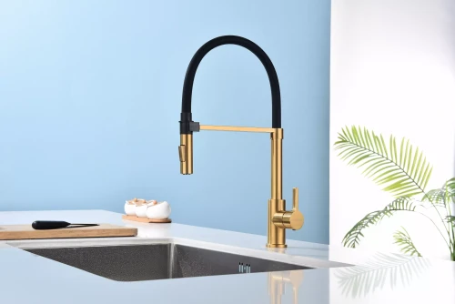 Смеситель Paulmark Halt поворотный Брашированное золото BG