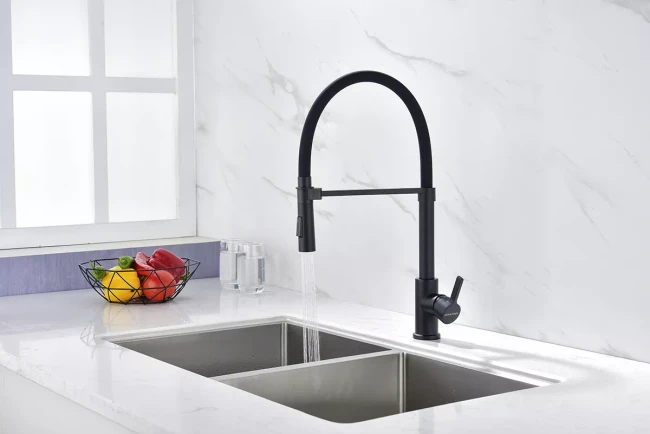 Смеситель Paulmark Halt поворотный