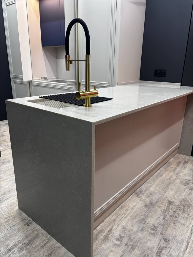 R 511 / RM511  Лед Байкала