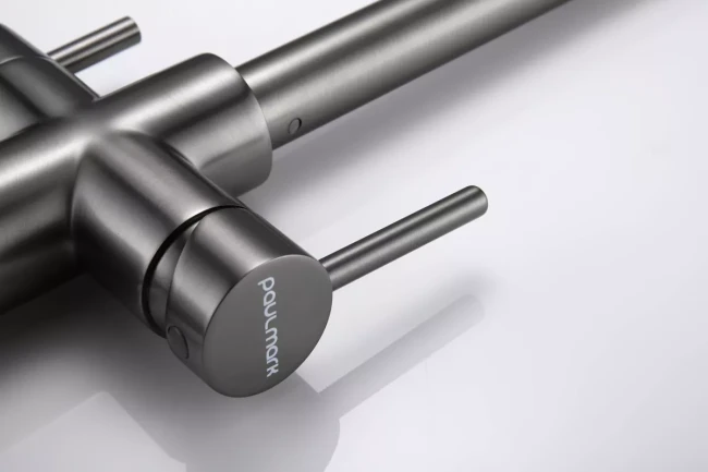 Смеситель латунный LANGE с подключением к фильтру для воды с выдвижной лейкой