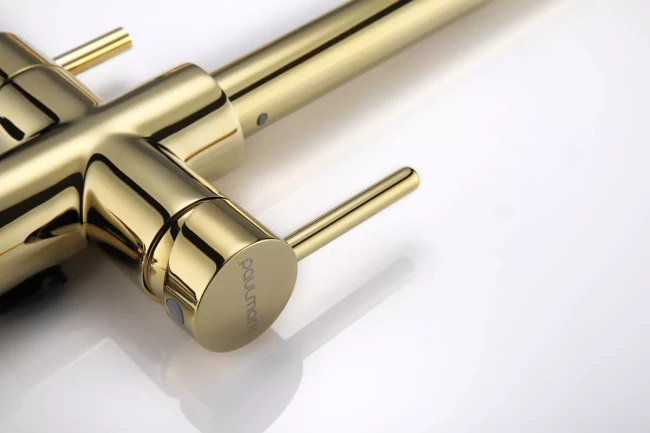 Смеситель латунный LANGE с подключением к фильтру для воды с выдвижной лейкой