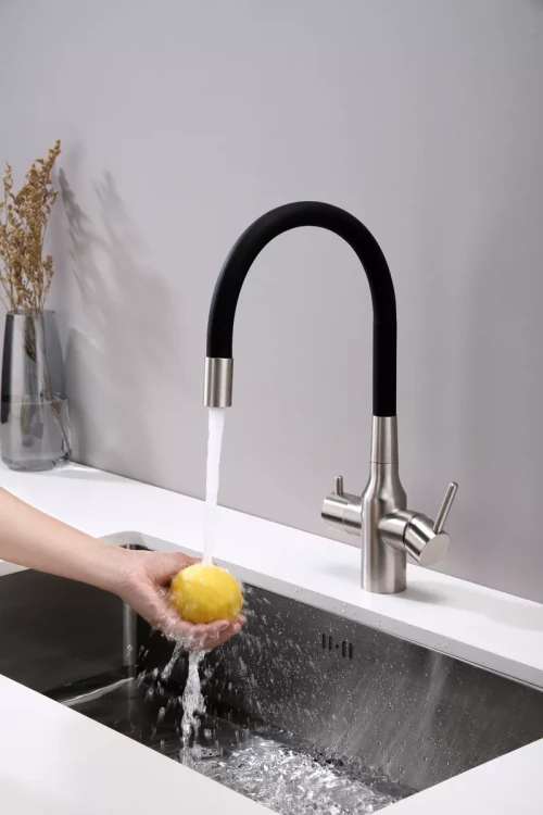 Смеситель Paulmark Salix с гибким изливом Брашированная сталь