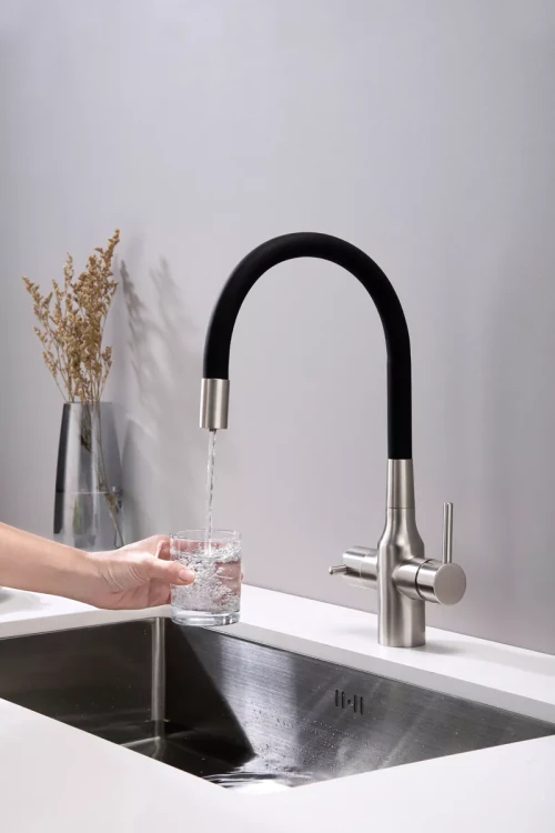 Смеситель Paulmark Salix с гибким изливом Брашированная сталь