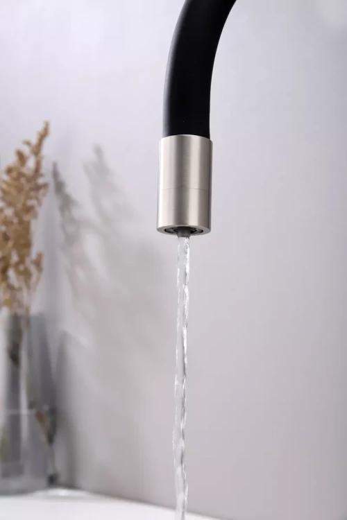 Смеситель Paulmark Salix с гибким изливом Брашированная сталь