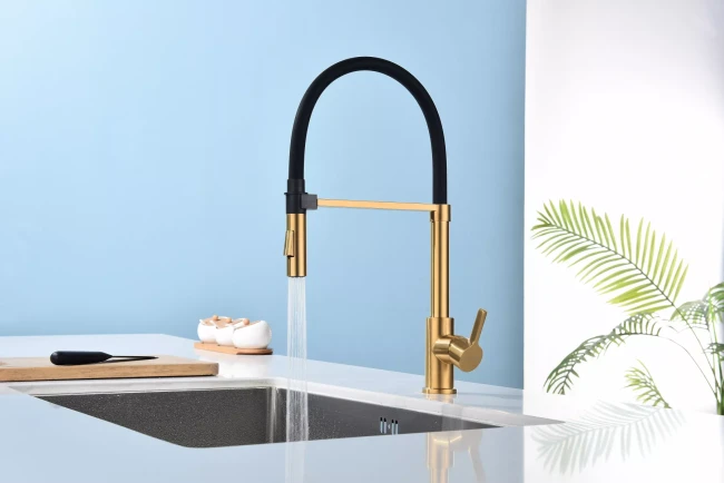 Смеситель Paulmark Halt поворотный