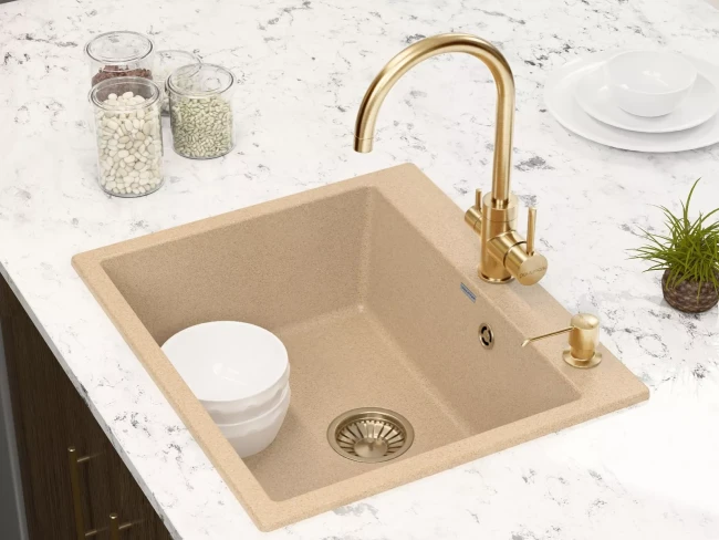 Смеситель Paulmark Essen с подключением к фильтру для воды