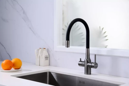 Смеситель Paulmark Salix с гибким изливом Вороненая сталь GM