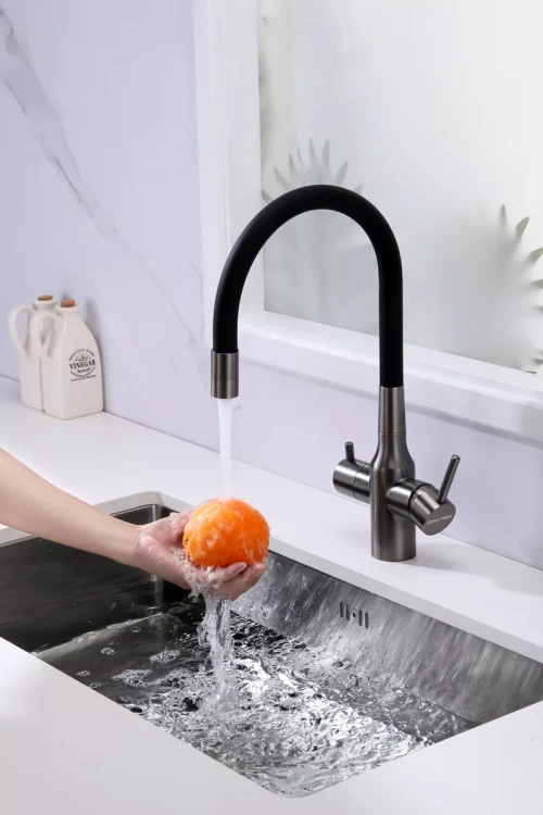 Смеситель Paulmark Salix с гибким изливом Вороненая сталь GM