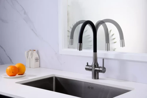 Смеситель Paulmark Salix с гибким изливом Вороненая сталь GM