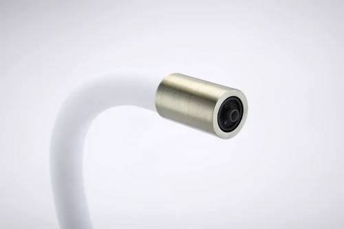 Смеситель Paulmark Salix с гибким изливом Бронза / белый